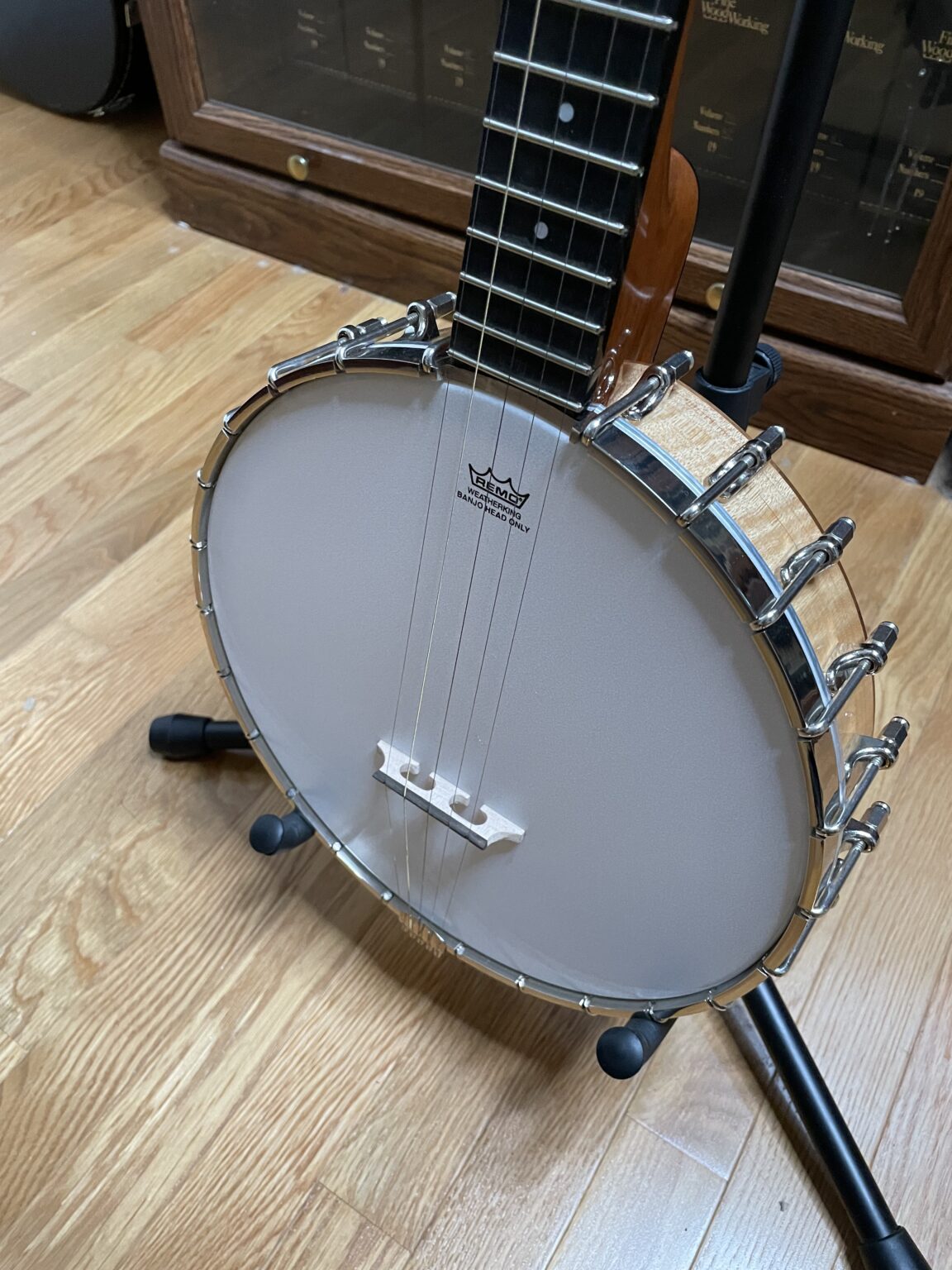 Open Back Banjo NoKnot Tailpiece (Mahogany)